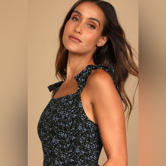 Lulu’s Glad to Meet You Black Floral Print Tie-Strap Tiered Maxi Dress sundress - Picture 4 of 10